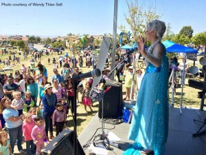 The Snow Queen at the Kite Festival in Santa Maria. Photo courtesy of Wendy Thies Sell.